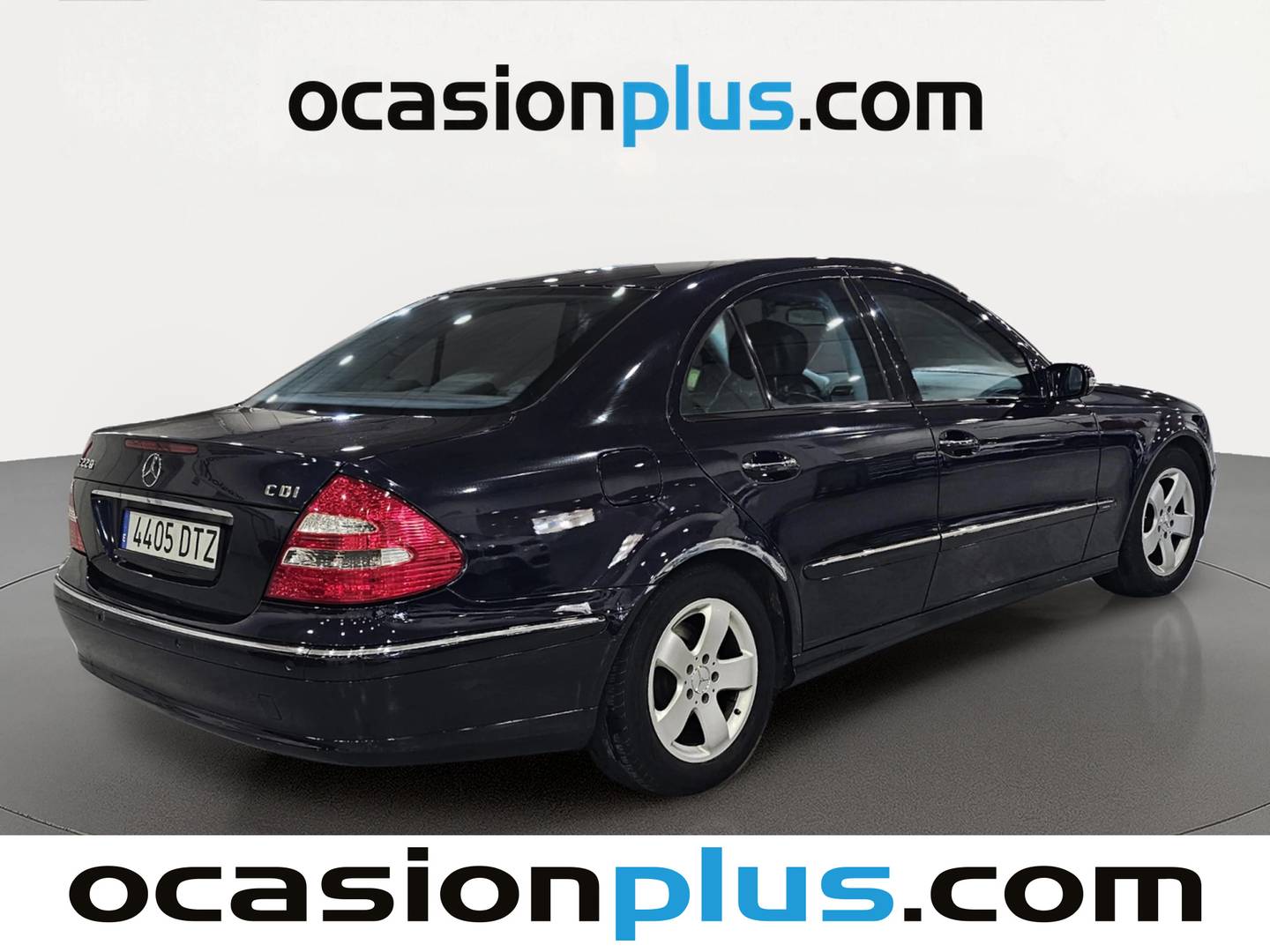 Foto trasera Mercedes Clase E Mercedes Clase E E220 CDI Elegance (150 CV) derecha