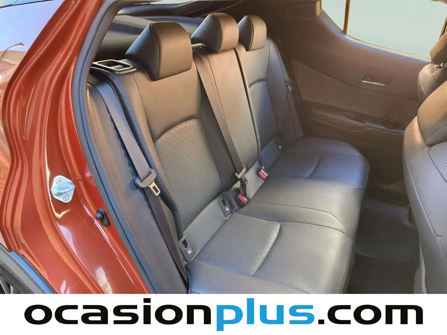 Foto Toyota C-HR Toyota C-HR 180H Kaji Edition (184 CV)