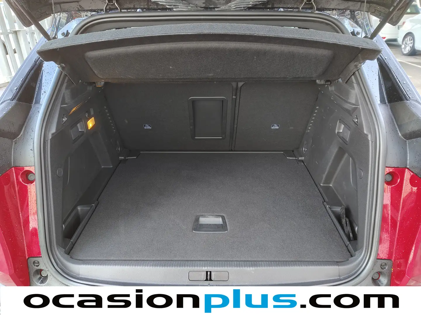 Foto Peugeot 3008 Peugeot 3008 BlueHDi 130 S&S GT EAT8 (130 CV)