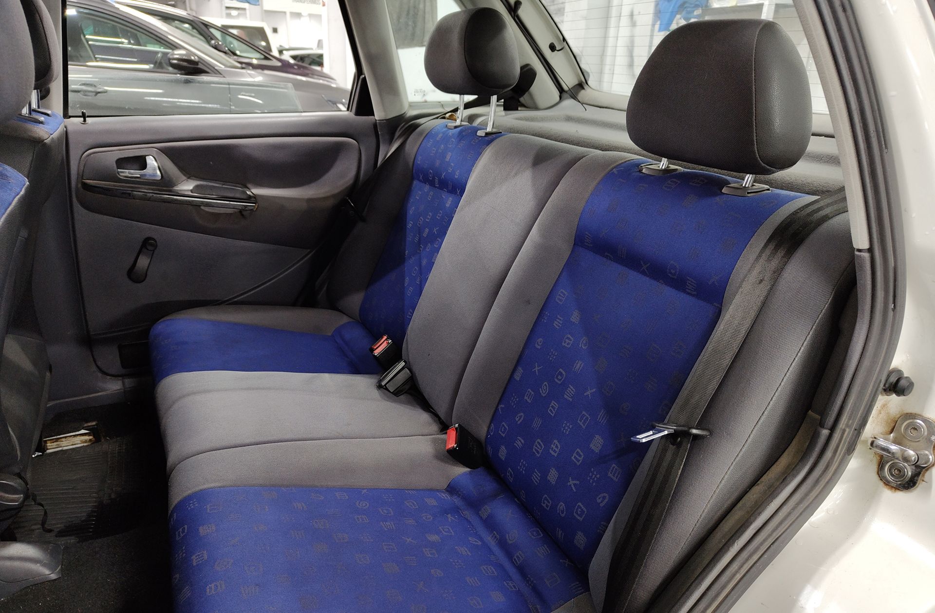 SEAT Ibiza 1.9 SDi Stella - foto 9