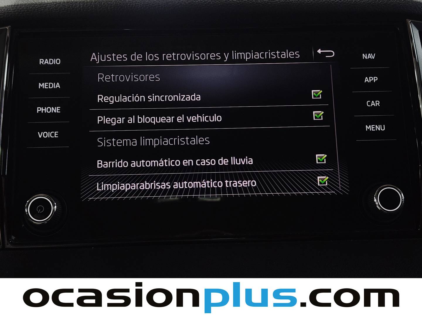 Skoda Karoq Skoda Karoq 1.5 TSI ACT Style DSG (150 CV) seminuevo