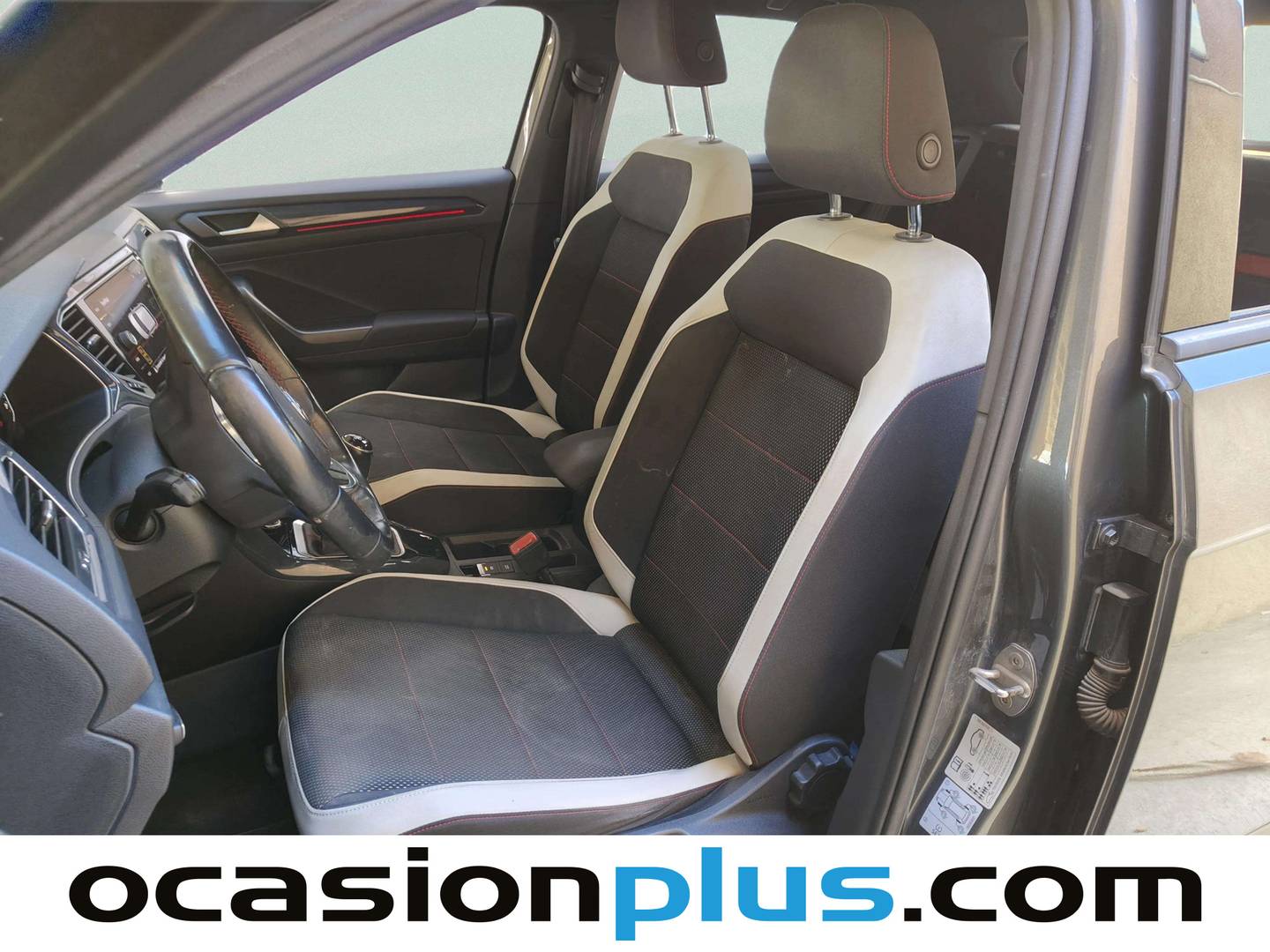 Foto Volkswagen T-Roc Volkswagen T-Roc Sport 1.6 TDI (115 CV)