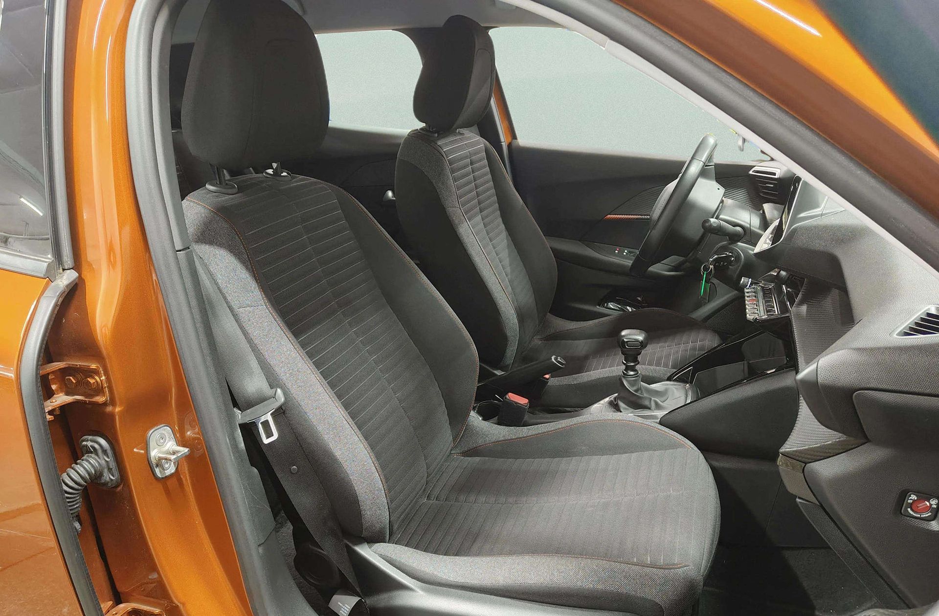 Peugeot 2008 PureTech 100 Active - foto 19