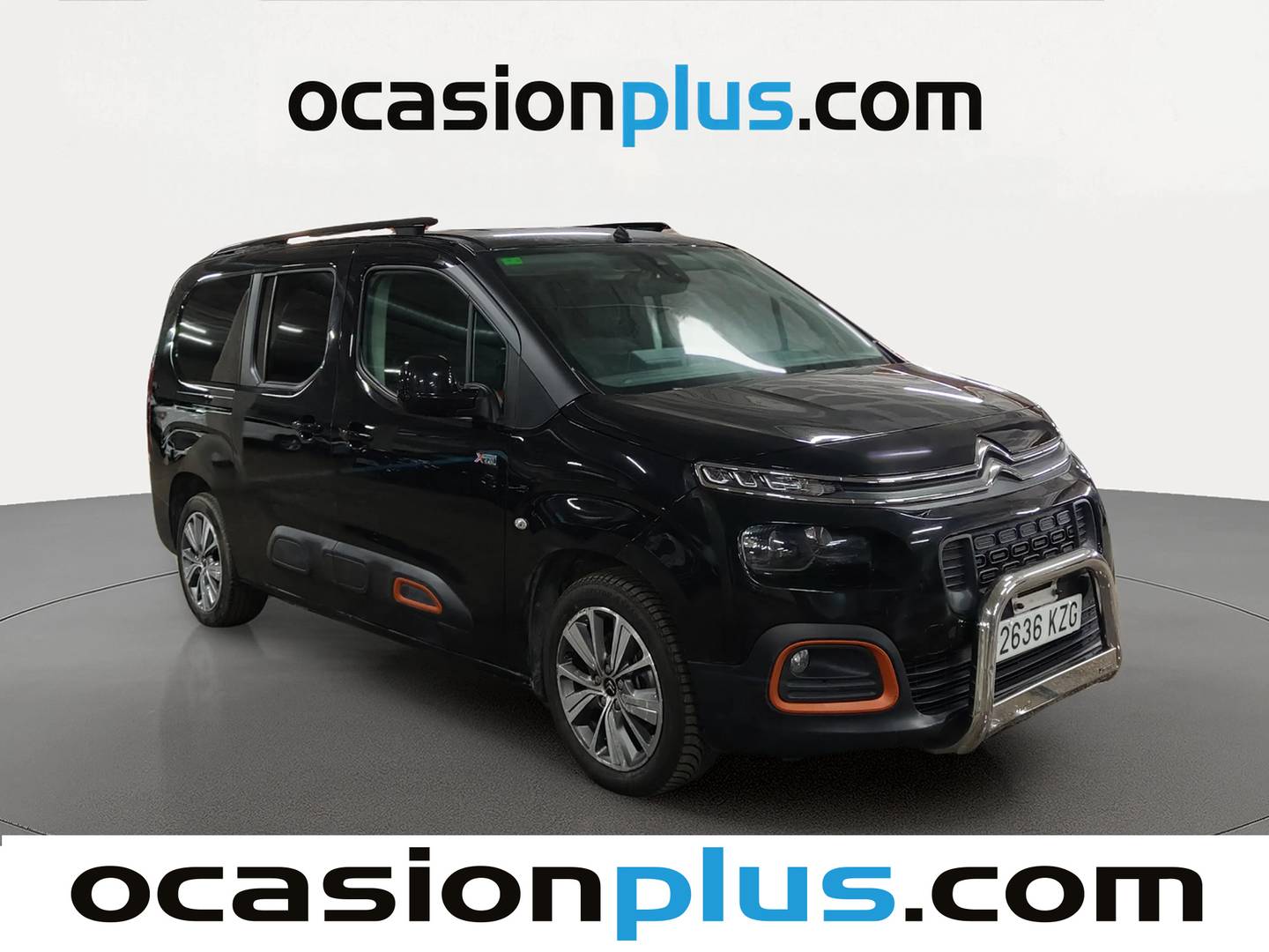 Foto delantera Citroën Berlingo Citroën Berlingo BlueHDi 130 S&S Talla XL Shine (130 CV) Camparizada derecha