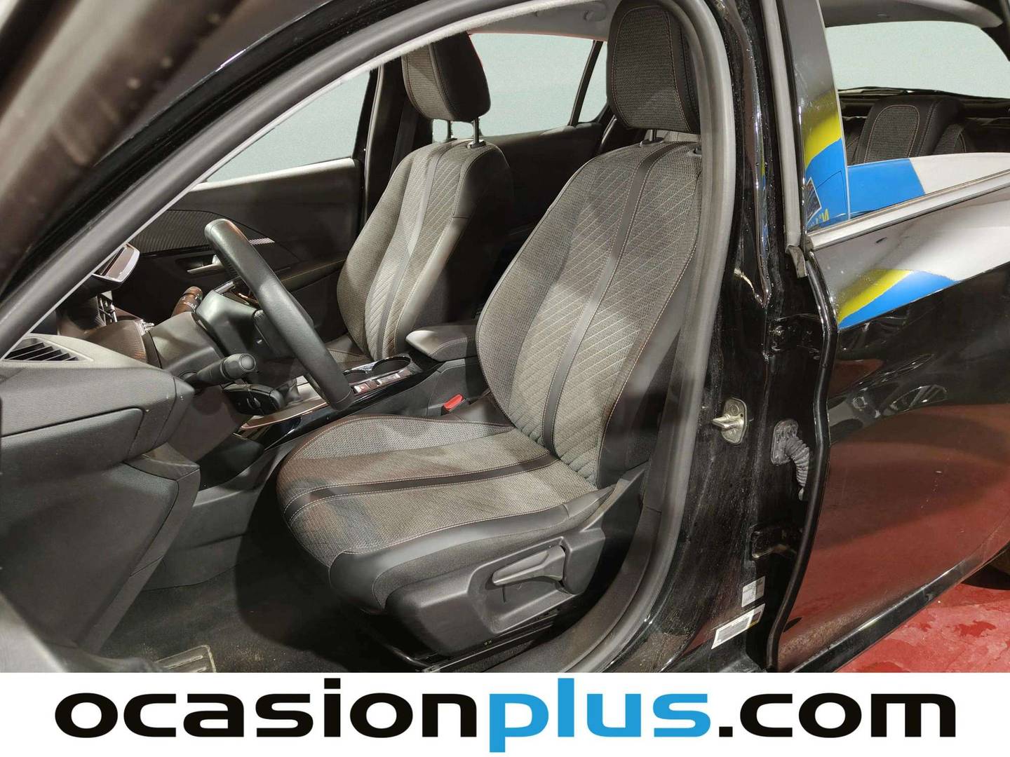 Foto Peugeot 208 Peugeot 208 PureTech 100 Allure (100 CV)