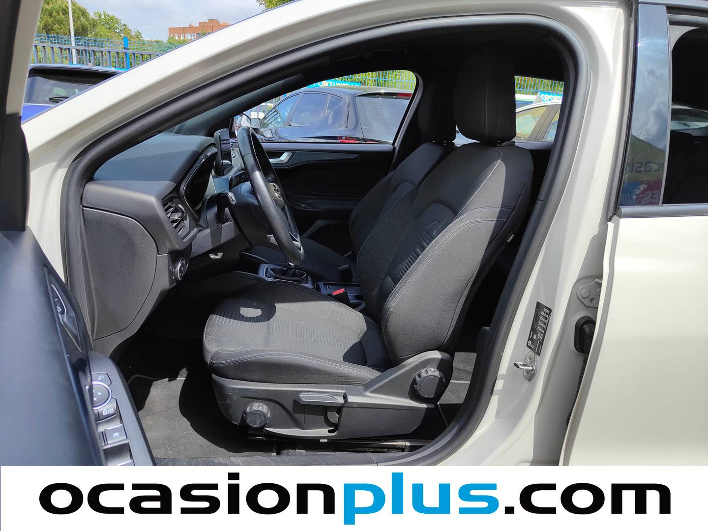 Foto asientos delanteros Ford Focus FORD Focus 1.0 Ecoboost MHEV Active X SB (125 CV)
