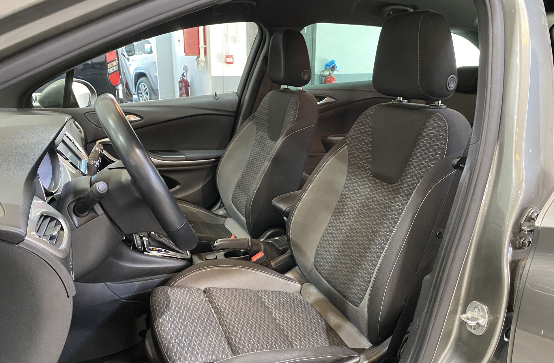 Opel Astra Sports Tourer 1.4T SHT Business Elegance CVT - foto 10