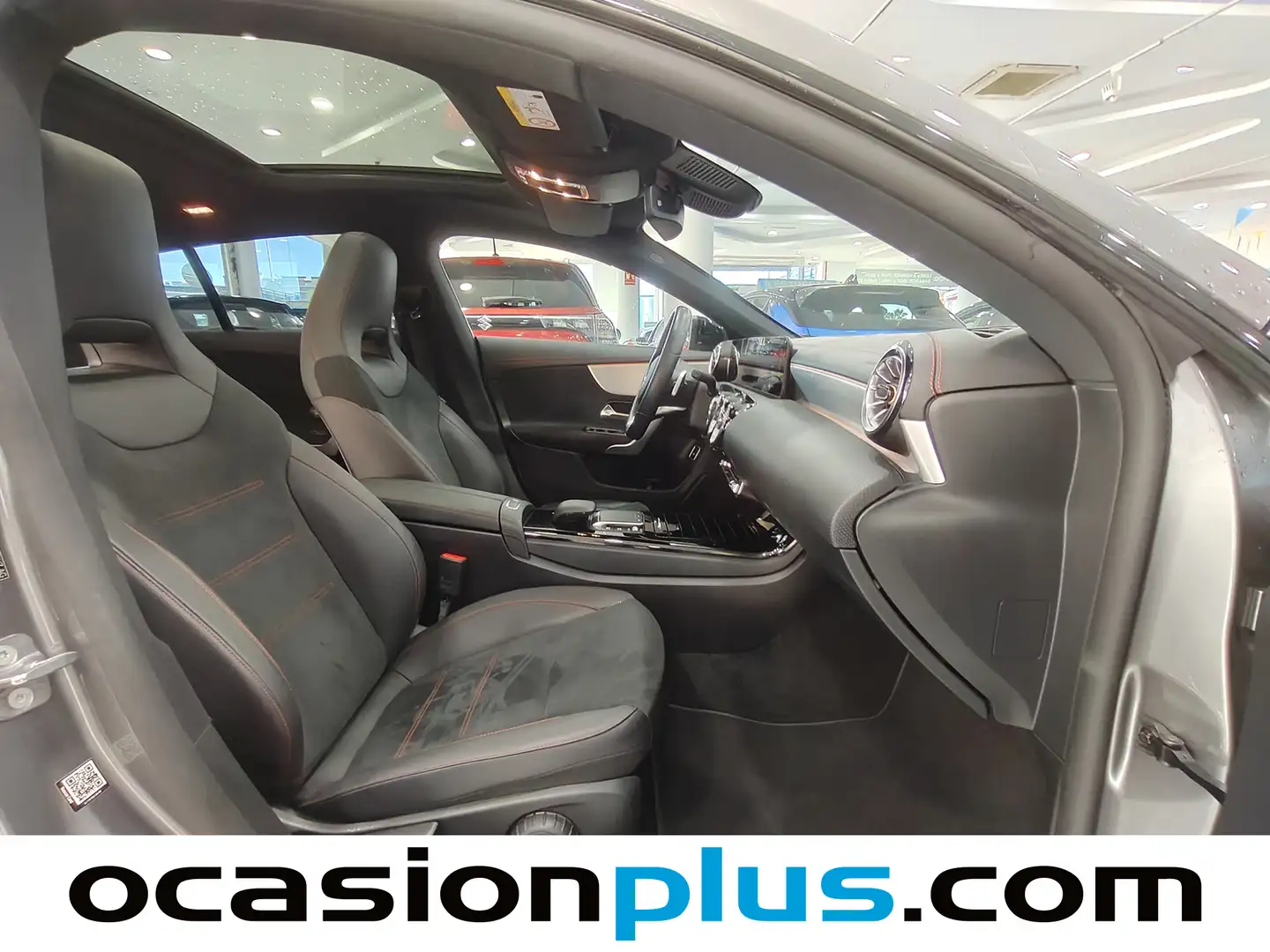 Foto Mercedes CLA Mercedes-Benz CLA Shooting Brake CLA 200 d (150 CV) Pack AMG