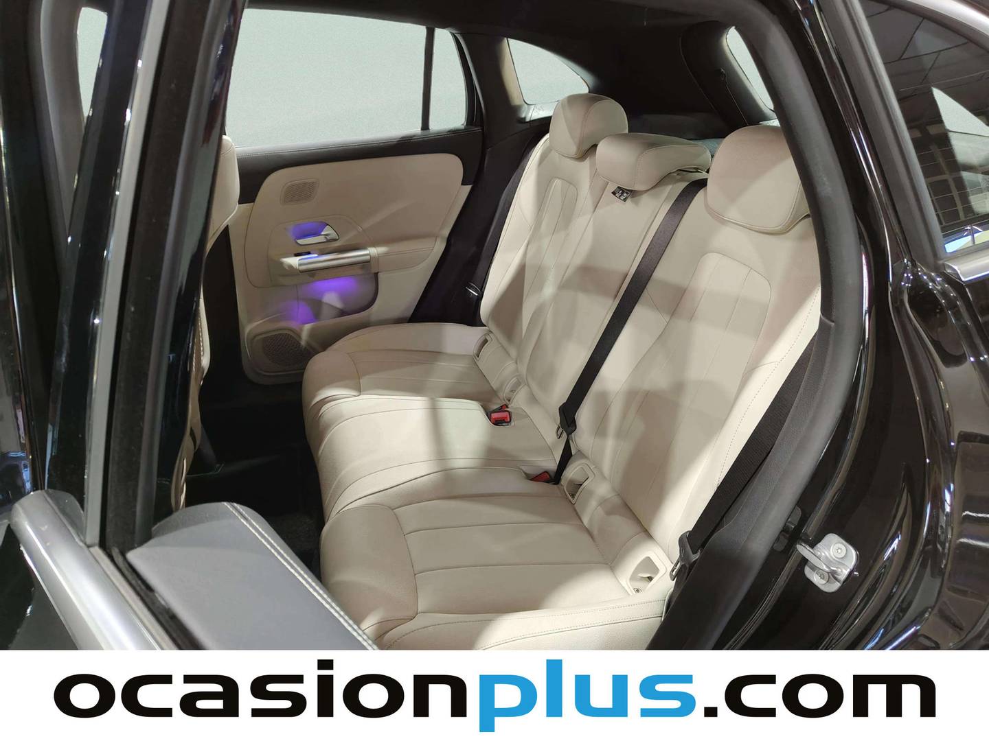 Foto asientos traseros Mercedes GLA Mercedes GLA 250 e (218 CV)