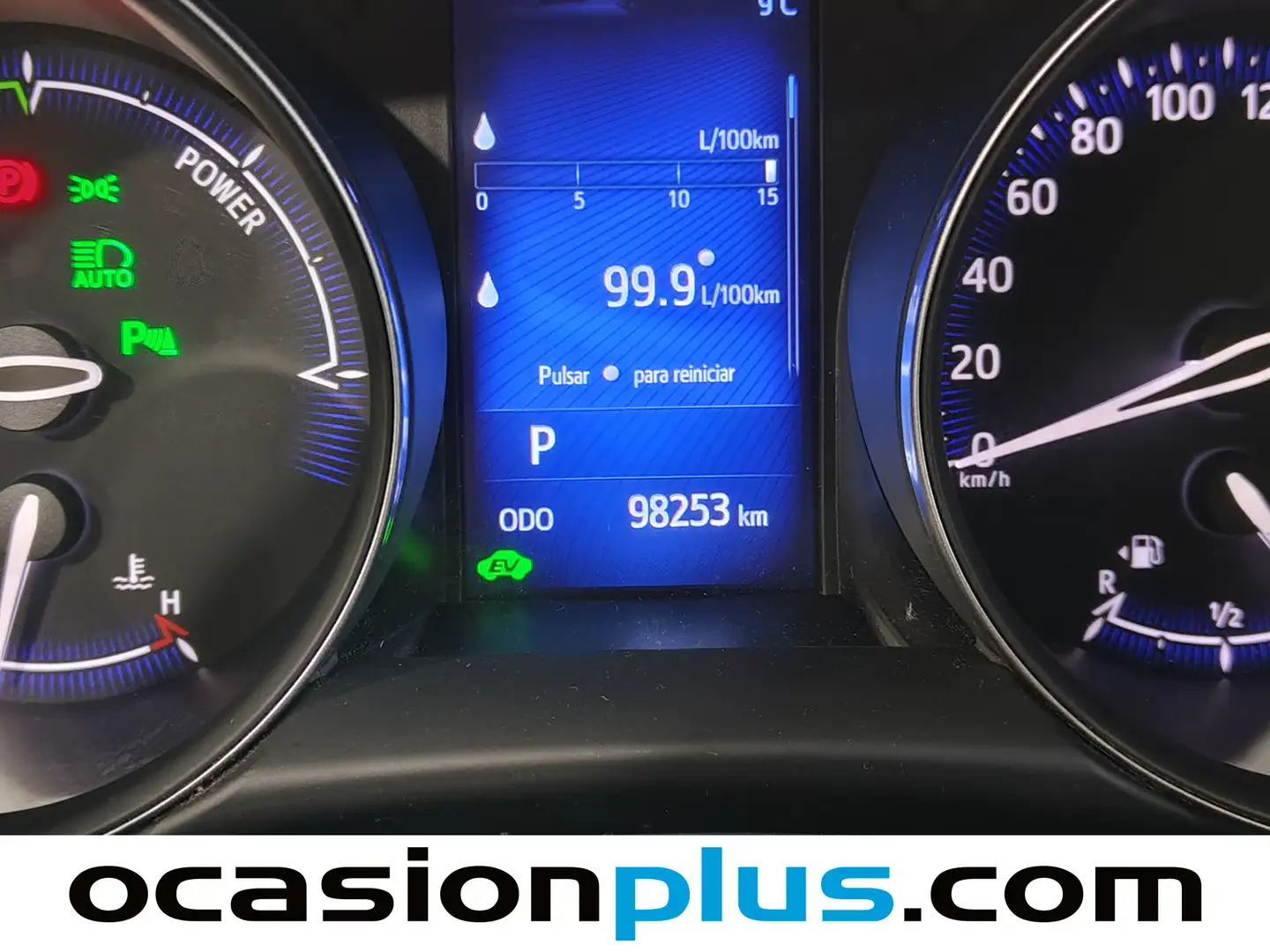 Foto Toyota C-HR Toyota C-HR 1.8 125H Advance (122 CV)