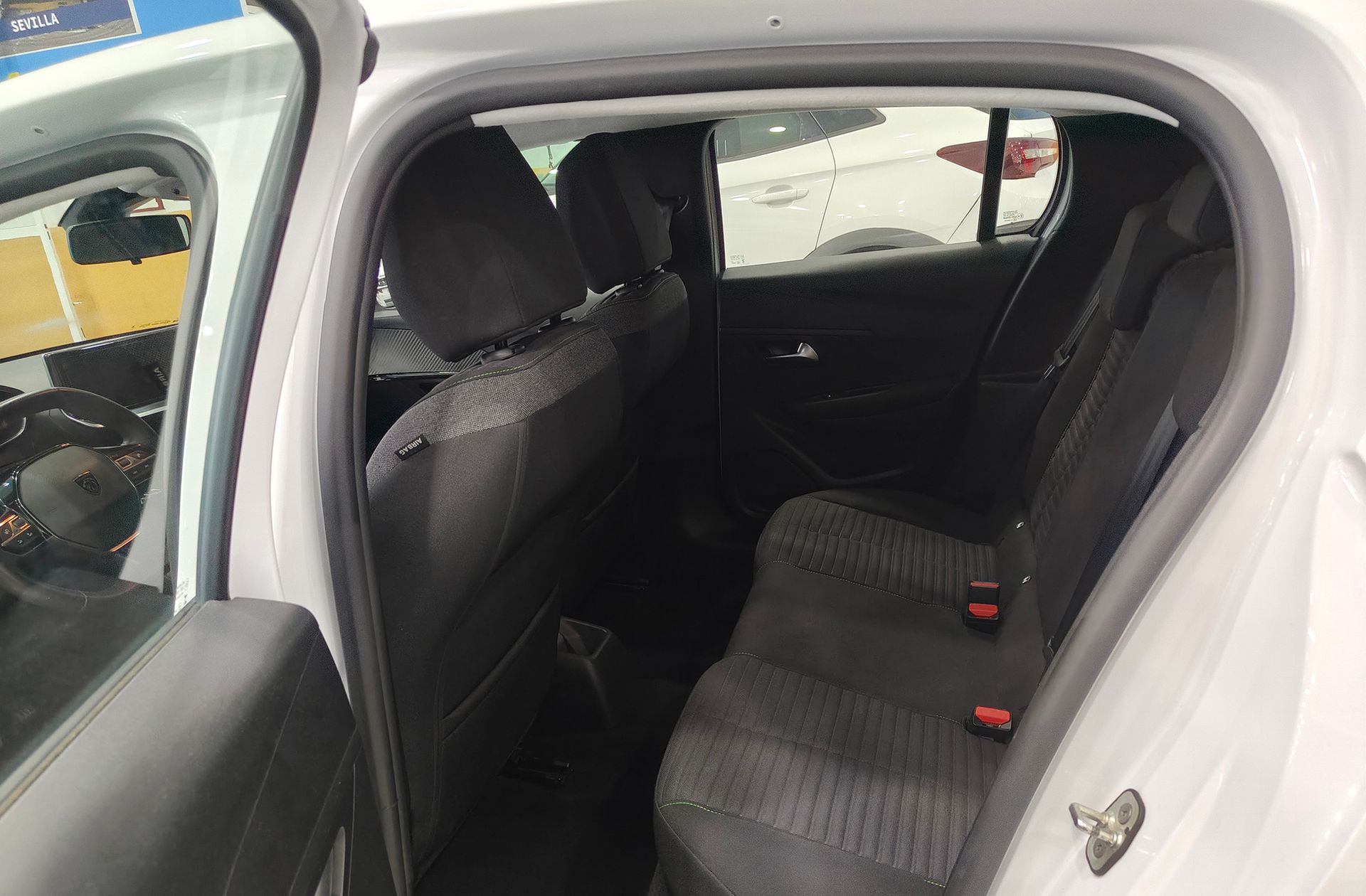 Peugeot 208 PureTech 100 Active - foto 11