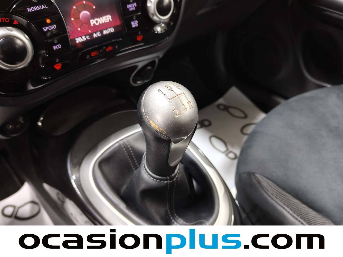 Foto Nissan JUKE Nissan Juke E6D-Temp (112 CV) 5M/T N-CONNECTA