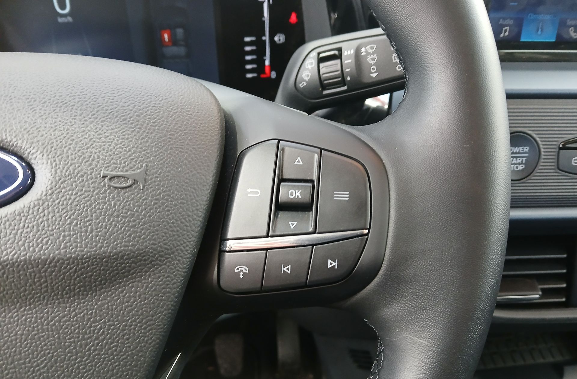 Ford Tourneo Courier 1.0 EcoBoost Active - foto 25