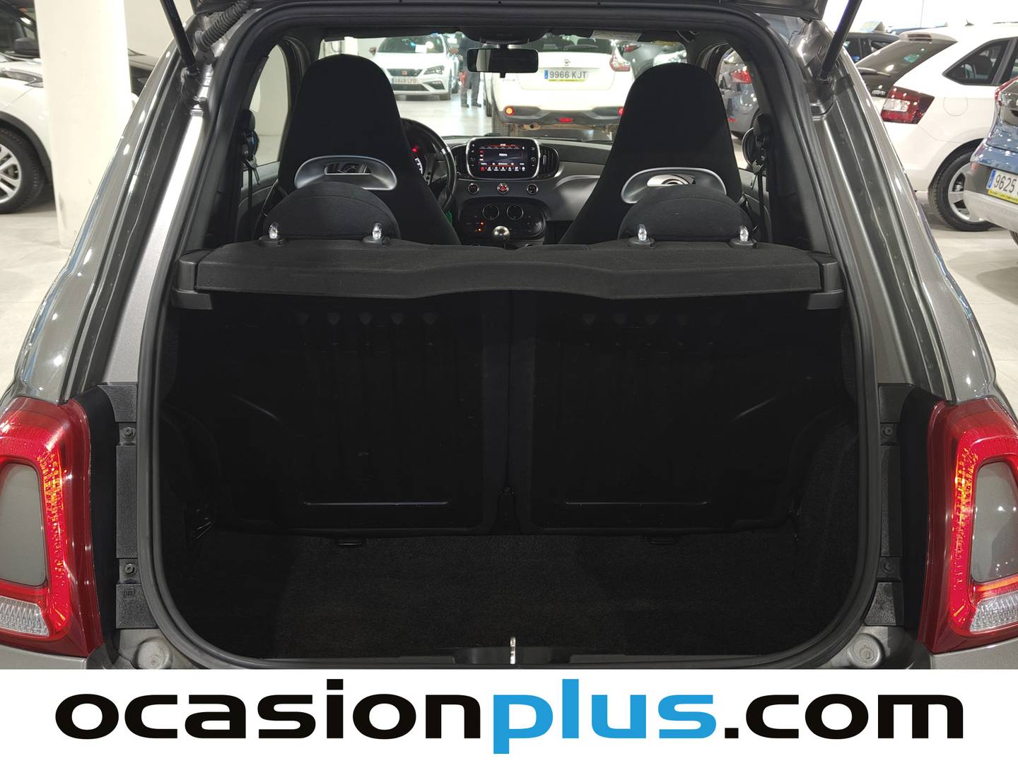 Fotos maletero Abarth 500 Abarth 500 1.4 16v T-Jet 595 Pista (160 CV)