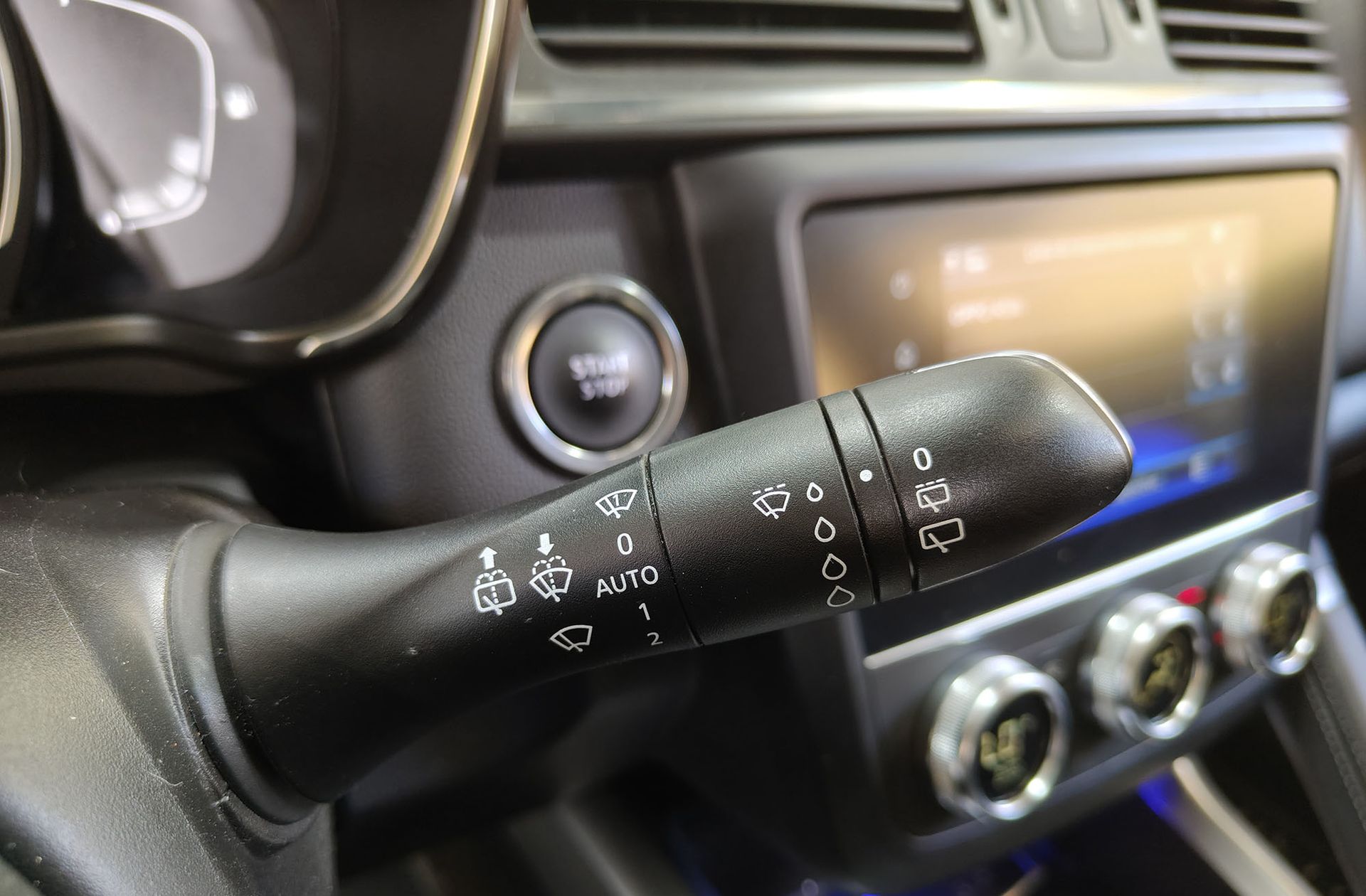 Renault Kadjar Techno TCe GPF - foto 25