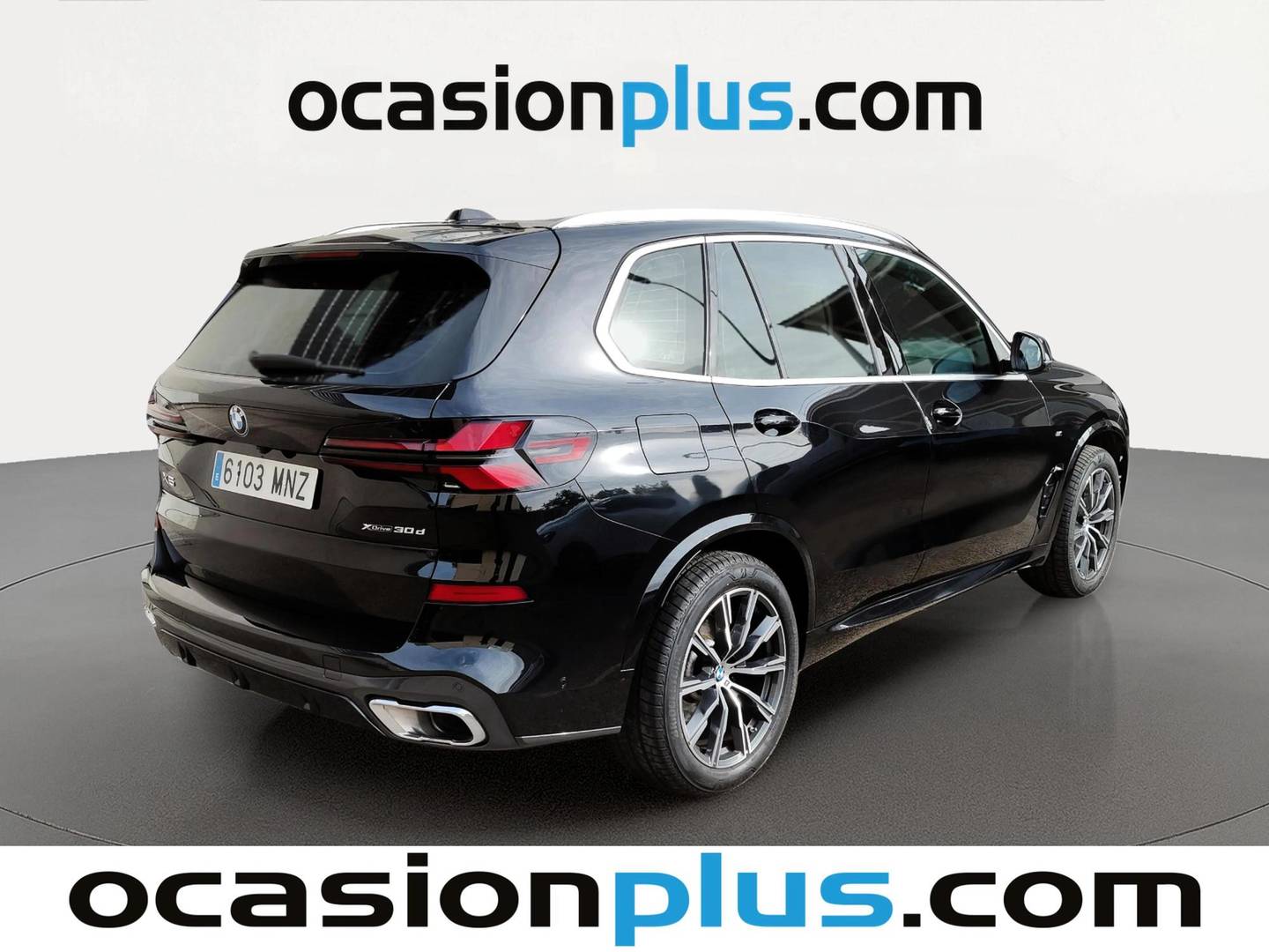 Foto trasera BMW X5 BMW X5 xDrive30d xLine (298 CV) Pack M derecha
