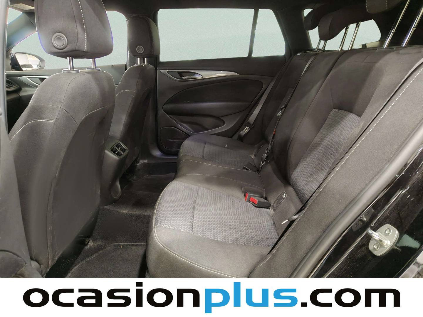 Foto Opel Insignia Opel Insignia Sports Tourer 1.5 D DVH Business Edition AT8 (122 CV)