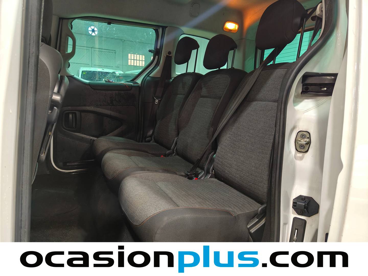 Foto asientos traseros Citroën Berlingo Citroën Berlingo Combi PureTech 110 Multispace 20 Aniversario (110 CV)