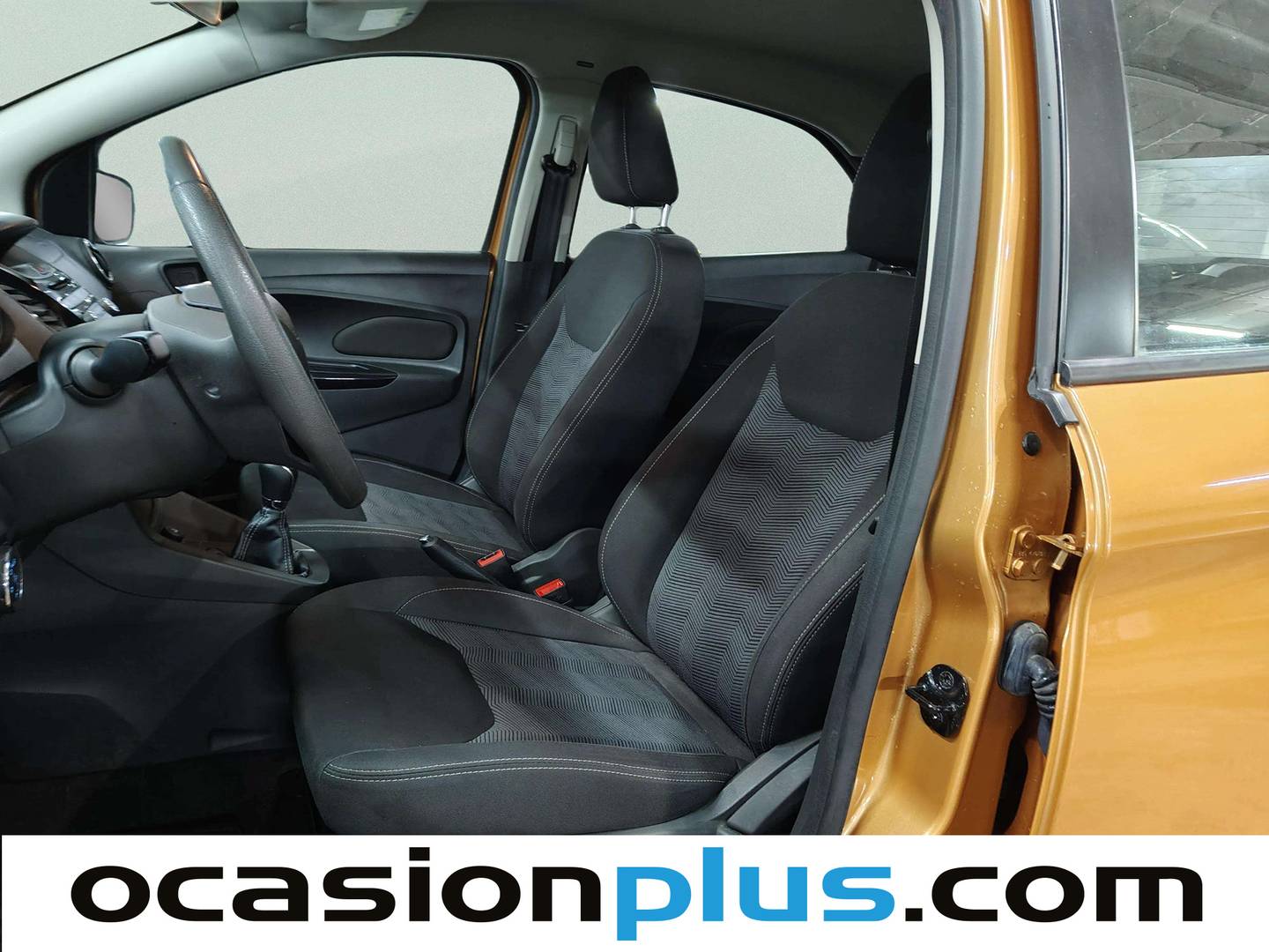 Foto asientos delanteros Ford Ka+ Ford Ka+ 1.2 Ti-VCT Ultimate (85 CV)