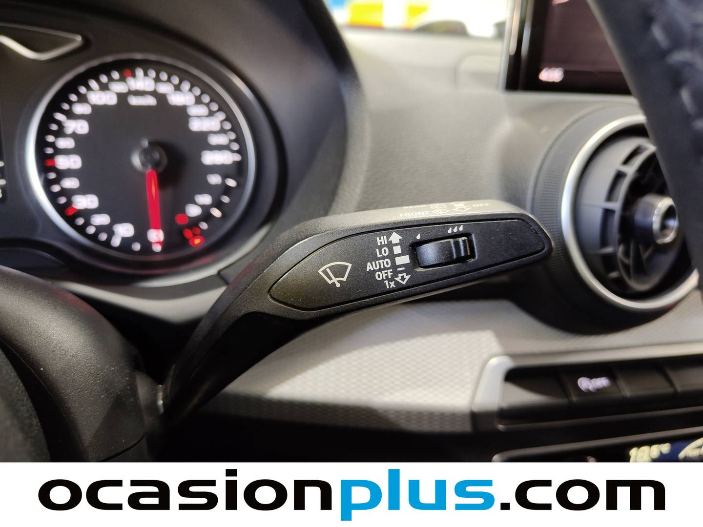 Foto Audi Q2 Audi Q2 30 TDI  (116 CV)