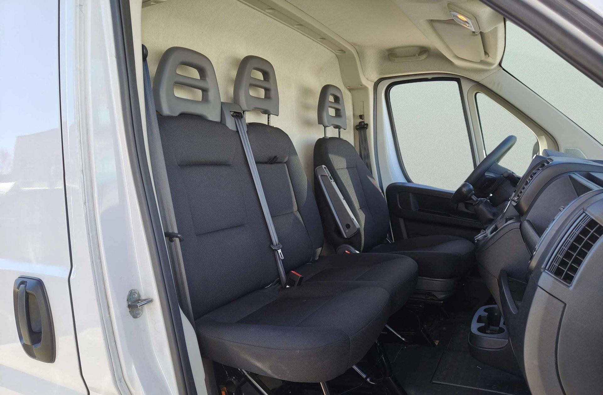Fiat Ducato Furgon 35 2.2 MultiJet L2H2 - foto 15