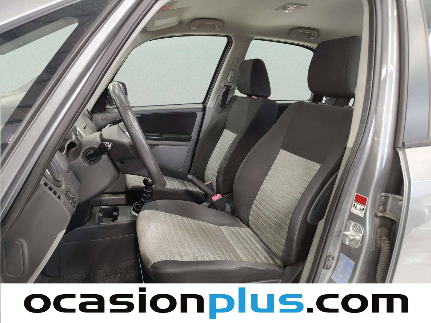 Foto asientos delanteros Suzuki SX4 Suzuki SX4 2.0 DDIS GLX 4WD (135 CV)
