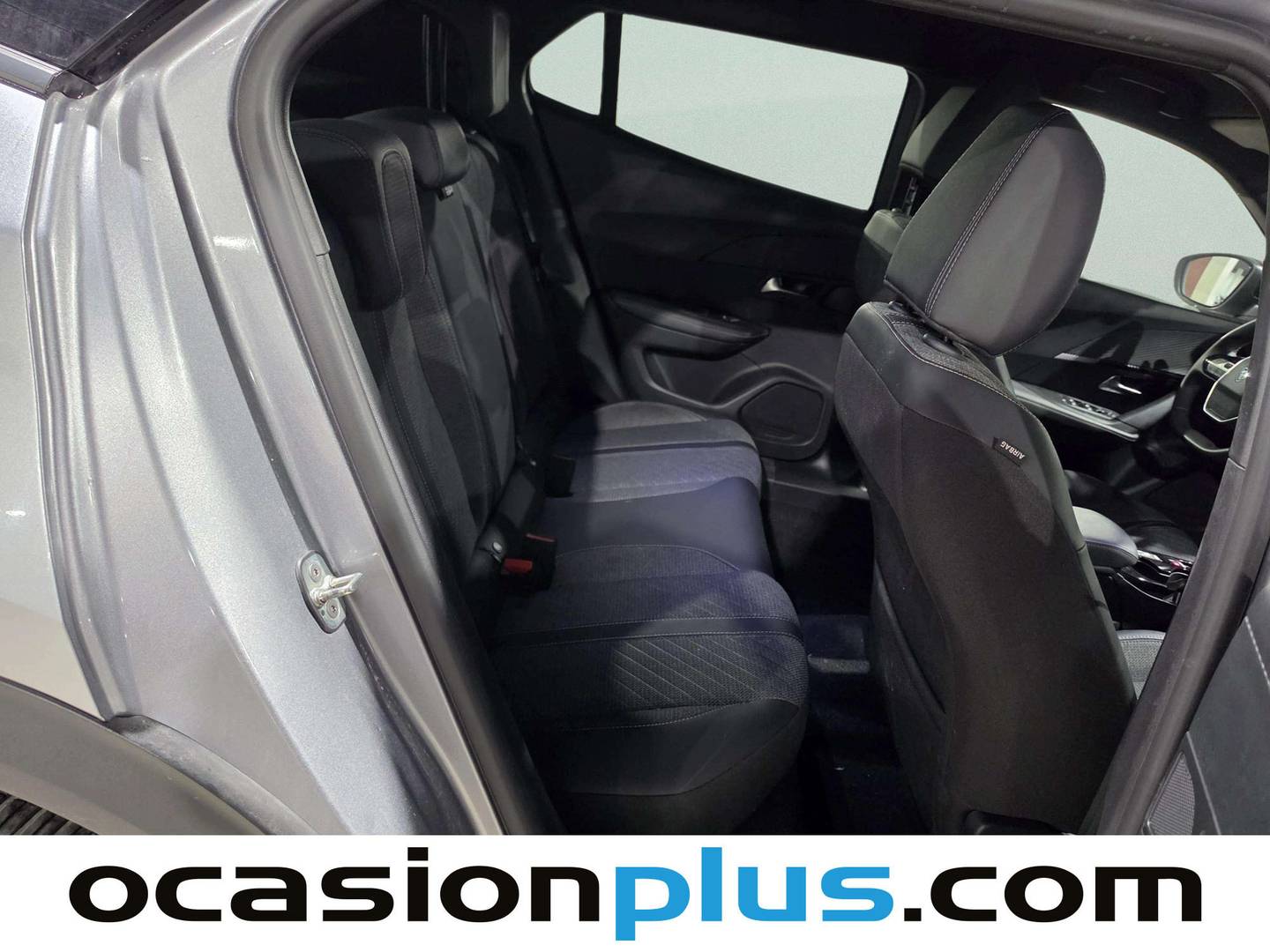 Peugeot 2008 Peugeot 2008 Allure Hybrid eDCS6 (145 CV) km 0