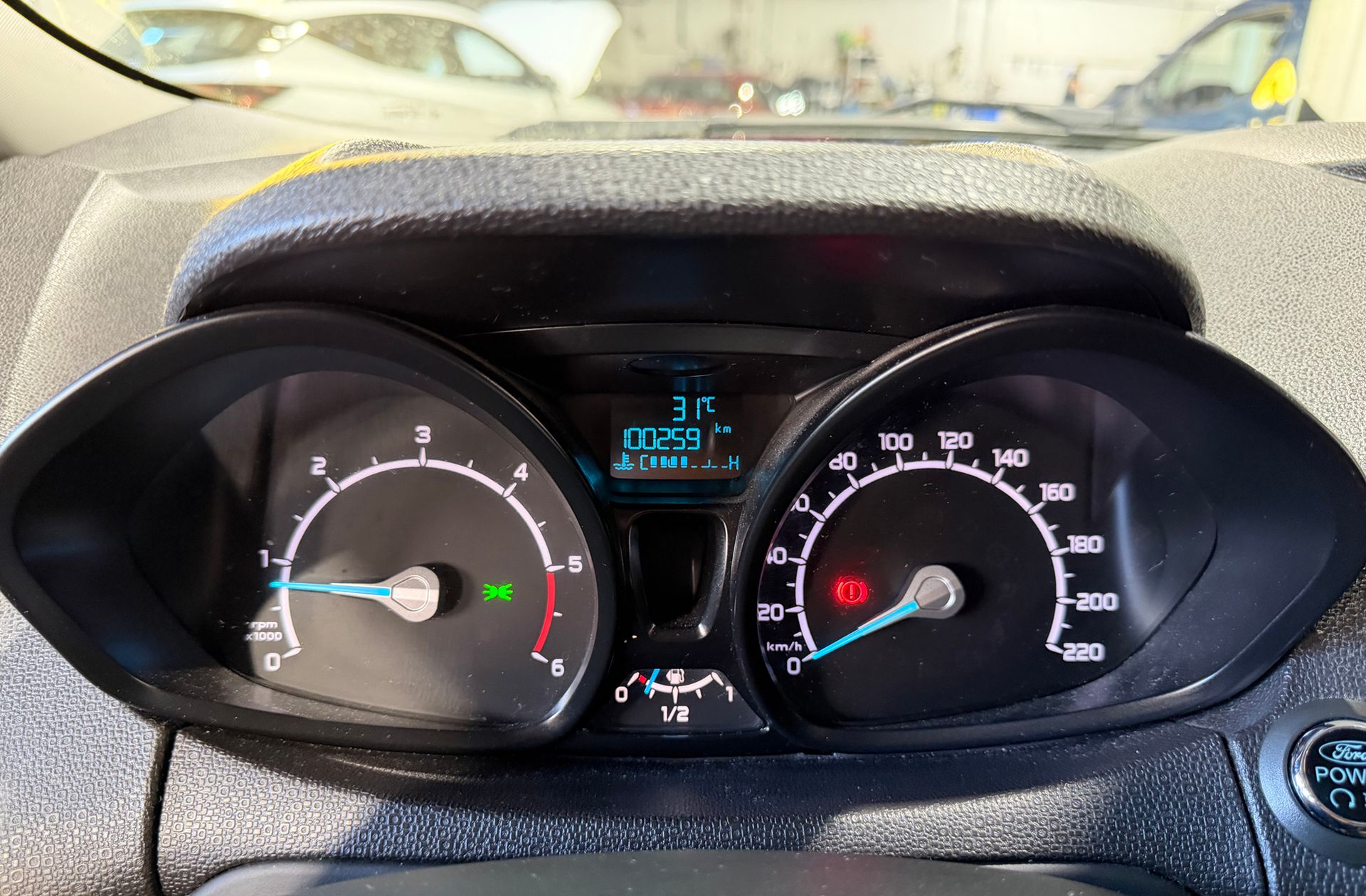 Ford EcoSport 1.5 TDCi Limited Edition - foto 21