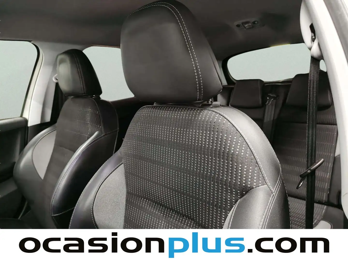 Foto Peugeot 2008 Peugeot 2008 PureTech 130 S&S Allure (130 CV)