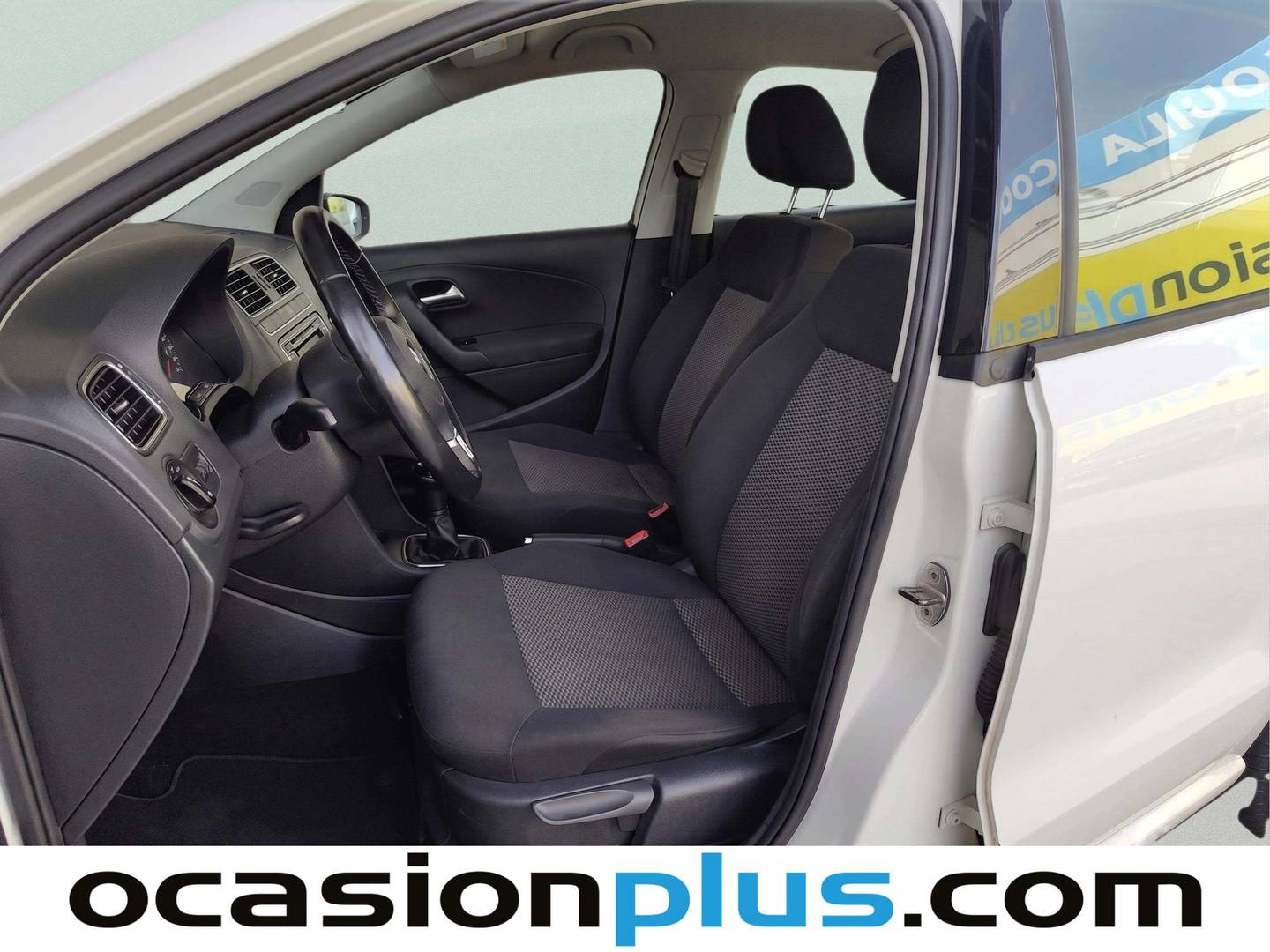 Foto asientos delanteros Volkswagen Polo Volkswagen Polo Advance 1.2 TSI (90 CV)