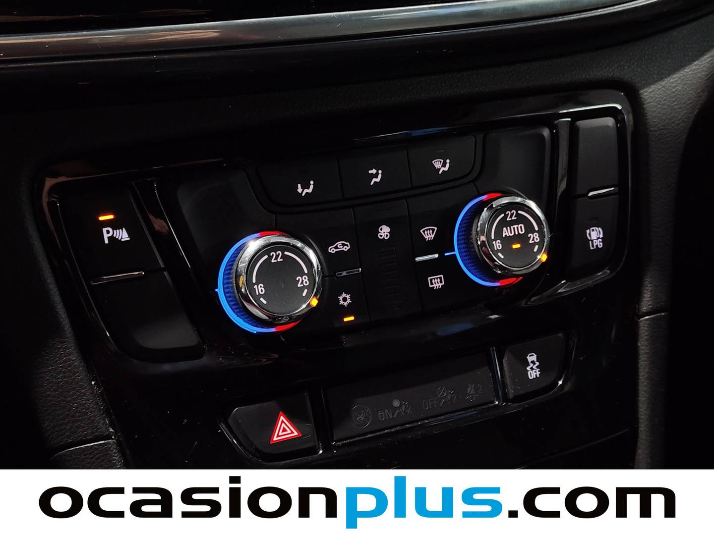 Foto Opel Mokka X Opel Mokka X 1.4 Turbo GLP Selective 4X2 (140 CV)