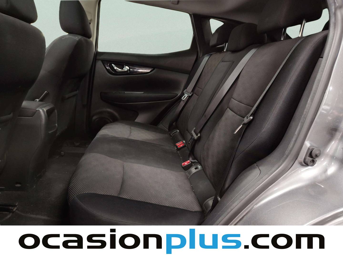Foto asientos traseros Nissan QASHQAI Nissan Qashqai 1.2 DIG-T S&S 360 S 4x2 (115 CV)