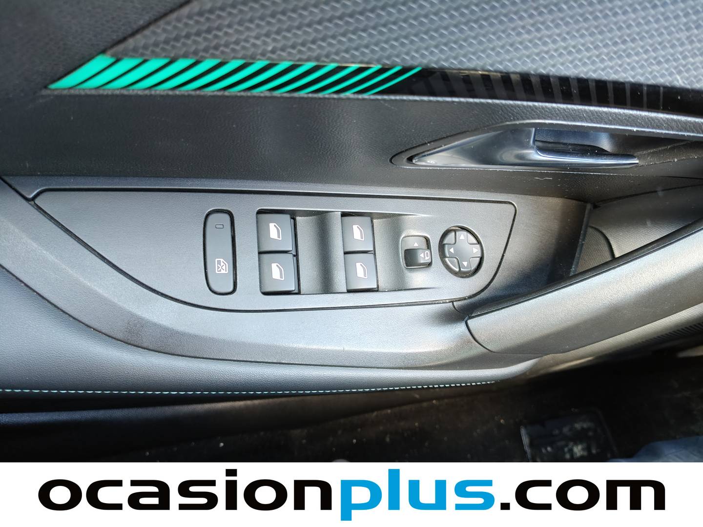 Foto Peugeot 2008 Peugeot 2008 PureTech 130 S&S Allure Pack (130 CV)