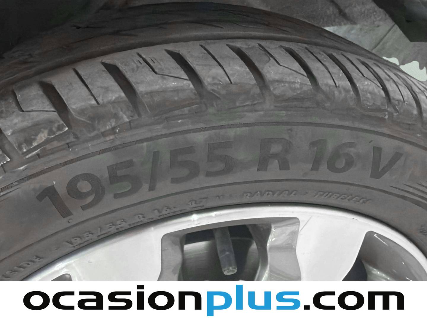 KIA Stonic KIA Stonic 1.0 T-GDi MHEV Drive DCT (120 CV) seminuevo