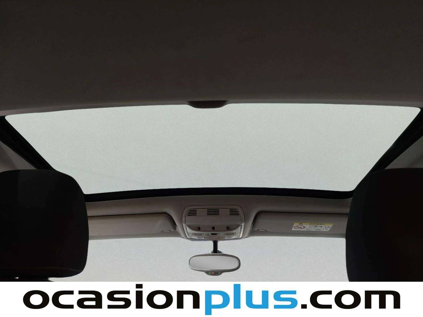 Extras y acabados del Volkswagen Scirocco Volkswagen Scirocco R-Line 1.4 TSI BMT (125 CV)