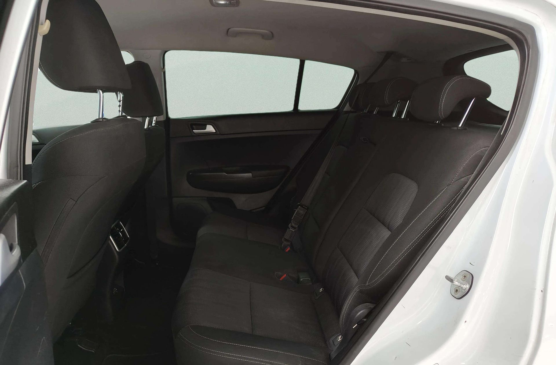 Kia Sportage 1.6 GDi Concept Plus 4x2 - foto 11