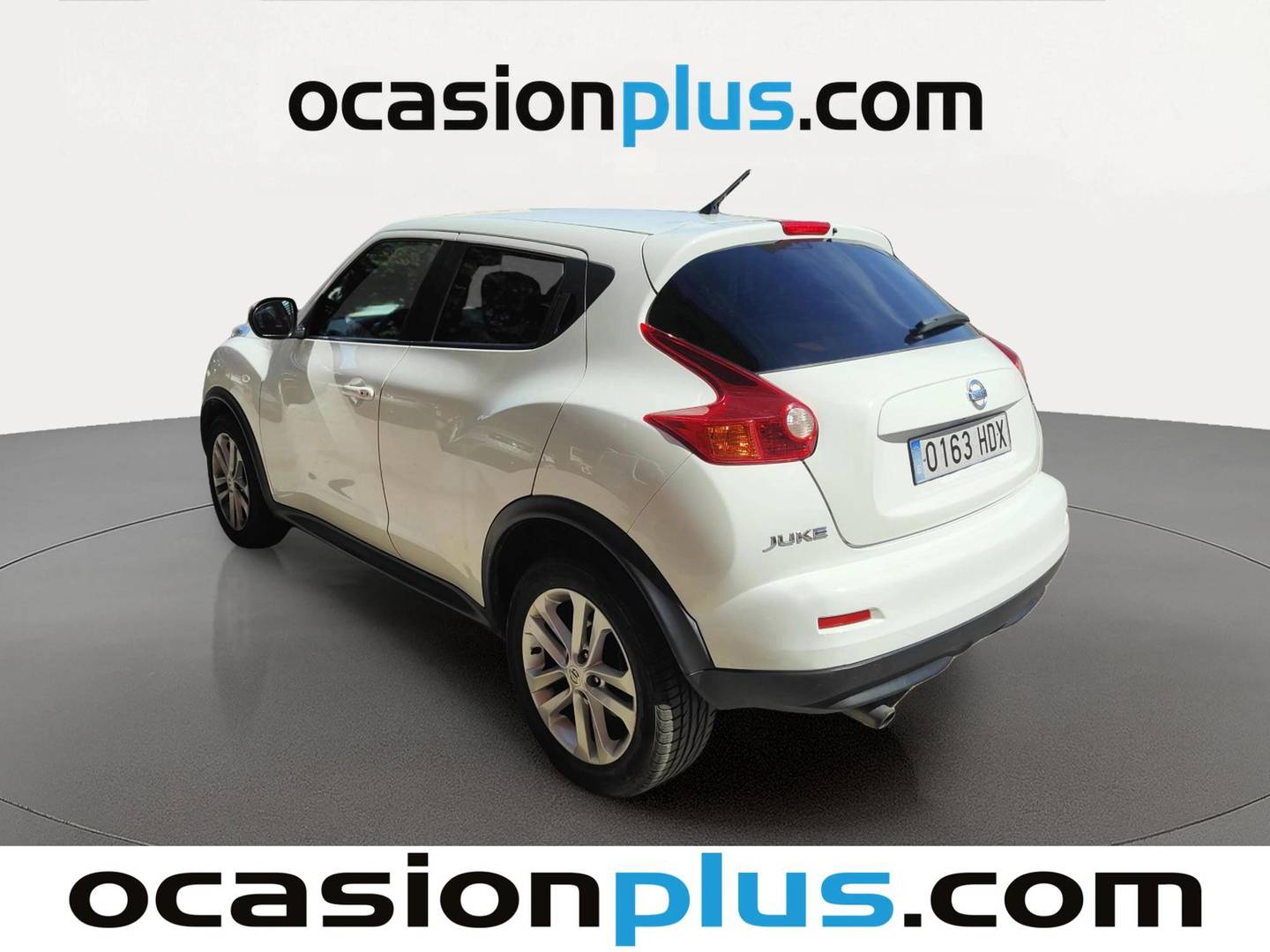 Foto delantera Nissan JUKE Nissan Juke 1.6 Acenta Connect 4X2 CVT (117 CV) derecha