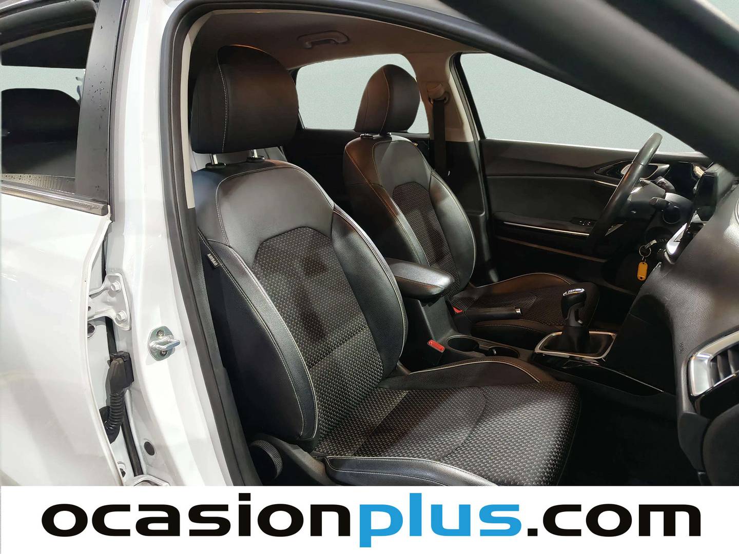 Foto KIA Ceed Kia Ceed 1.4 CVVT Tech (100 CV)