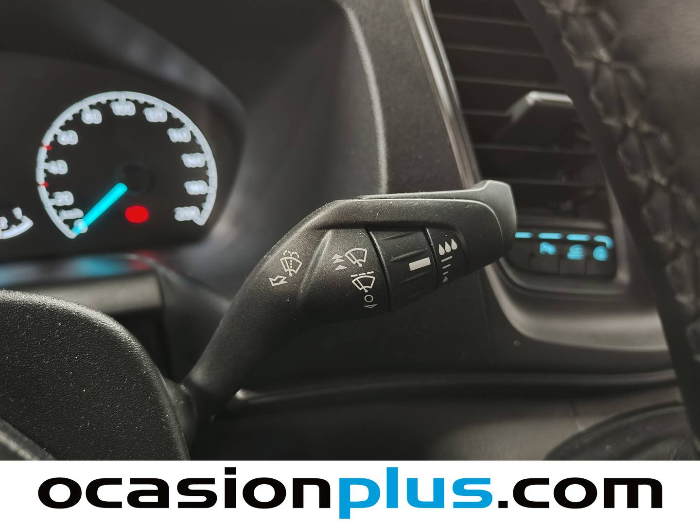 Foto Ford Transit Custom Ford Transit Custom Kombi 2.0 TDCI 320 L1 Trend (130 CV) 9 Plazas