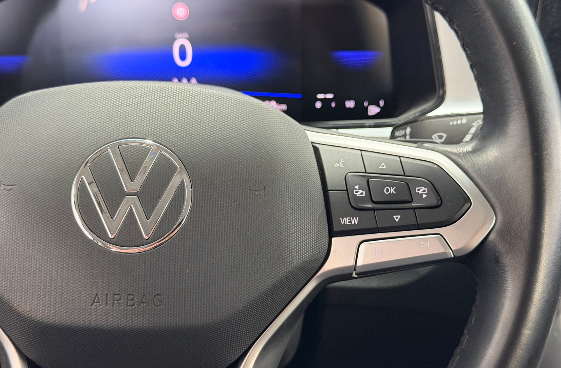 Volkswagen T-Roc Life 1.5 TSI DSG - foto 28