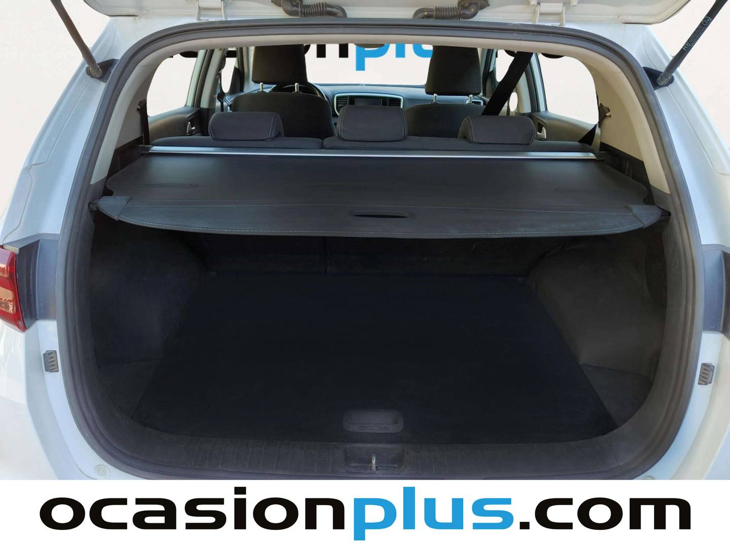 Fotos maletero KIA Sportage KIA Sportage 1.6 MHEV Concept 4x2 (136 CV)