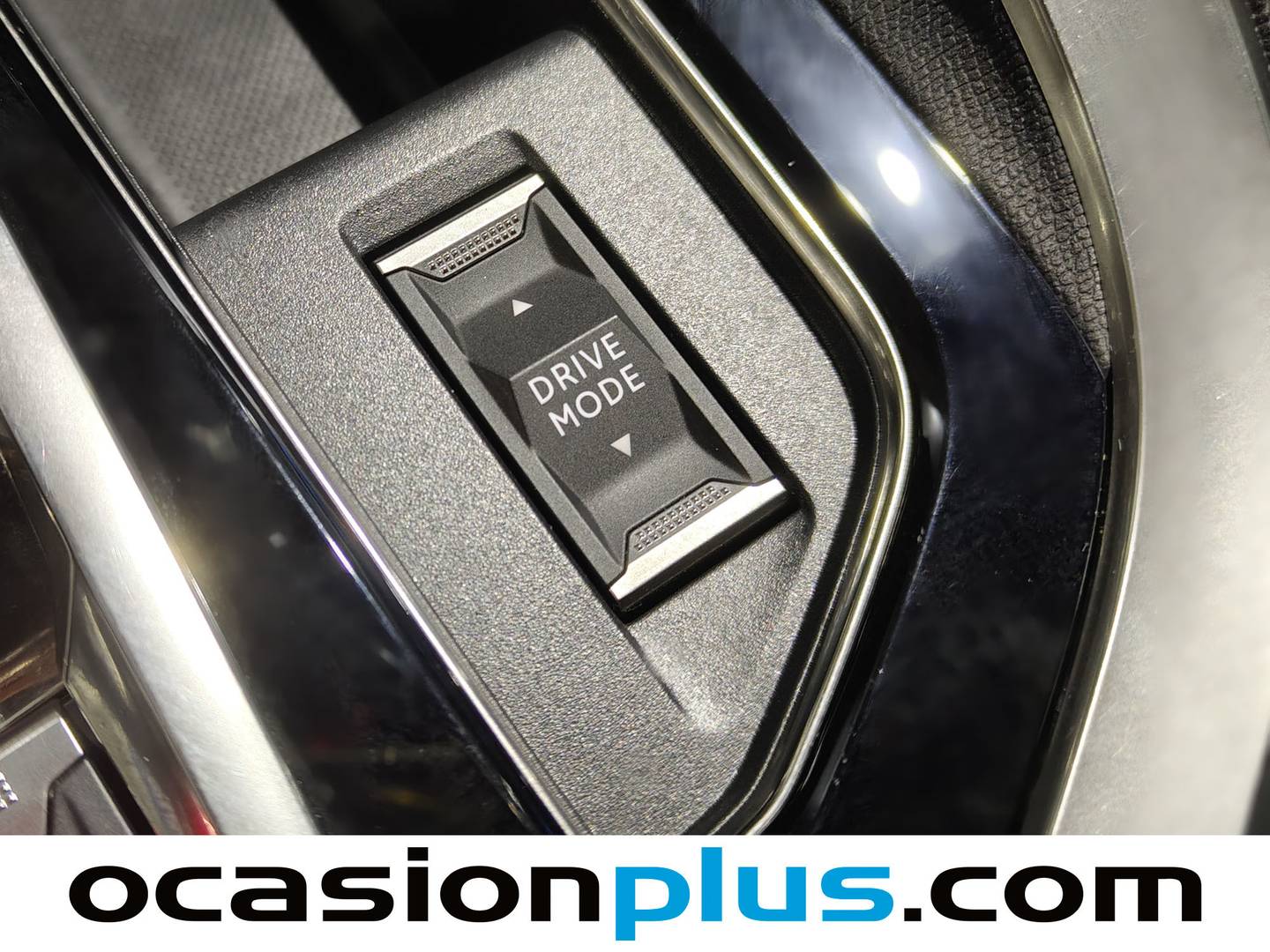 Foto Peugeot 3008 Peugeot 3008 BlueHDi 130 S&S GT EAT8 (130 CV)