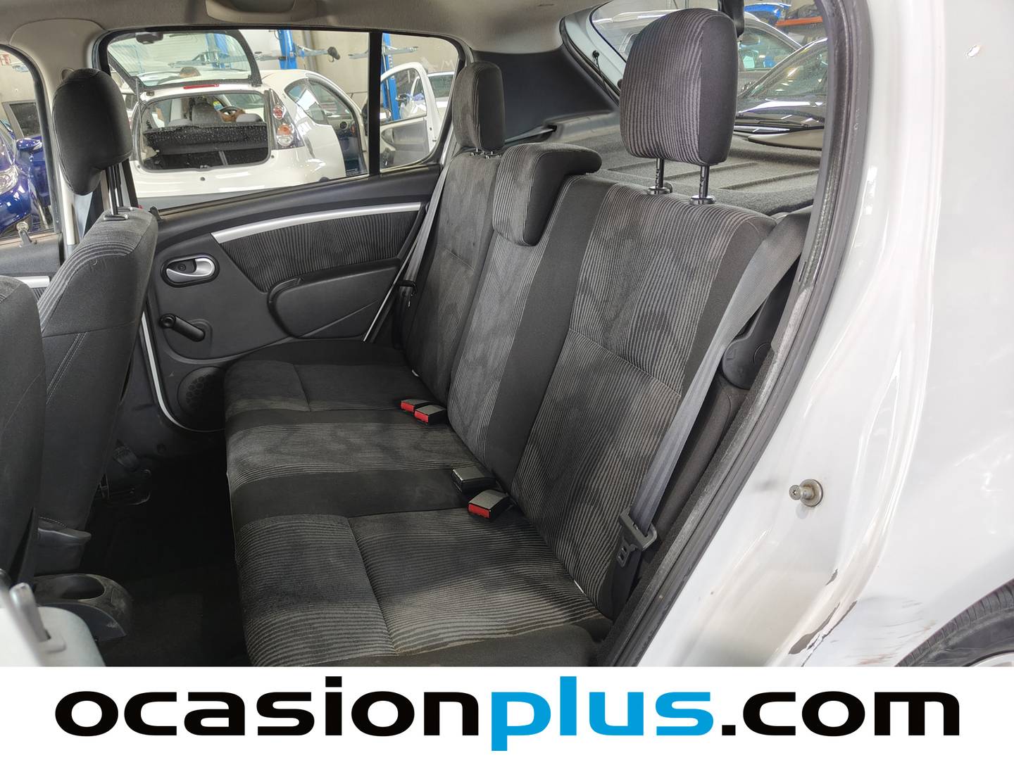 Foto asientos traseros Dacia Sandero Dacia Sandero Laureate 1.2 (75 CV)