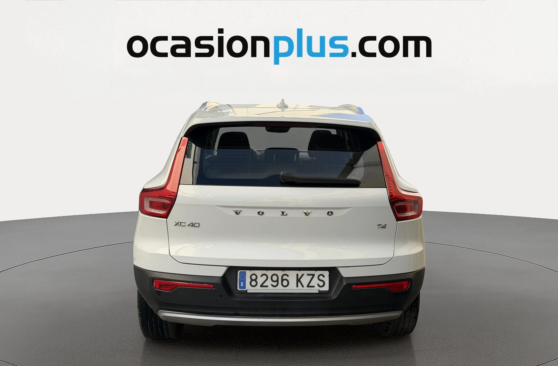 Volvo XC40 T4 Momentum - foto 14