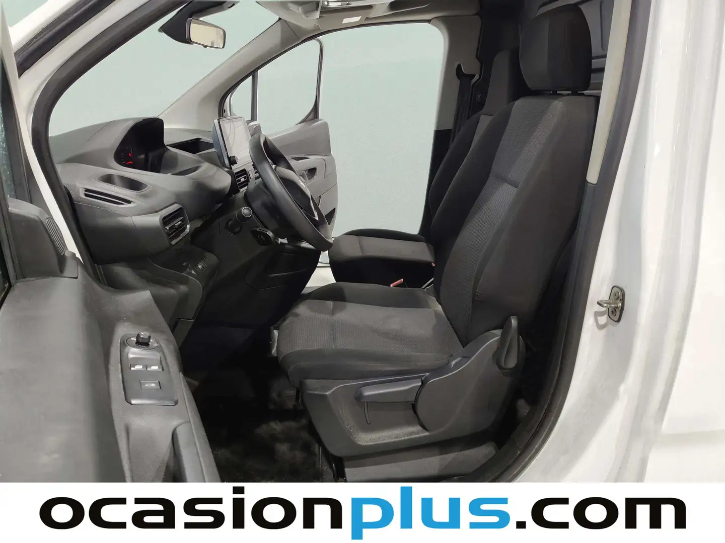 Foto Peugeot Partner Peugeot Partner BlueHDi 75 Premium Standard 600kg (73 CV)