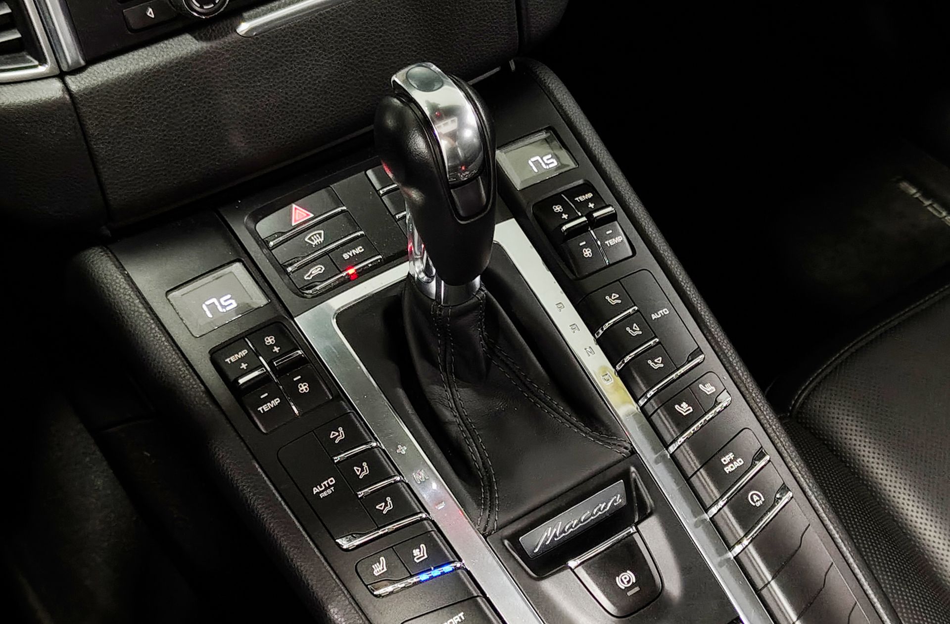 Porsche Macan Turbo - foto 8