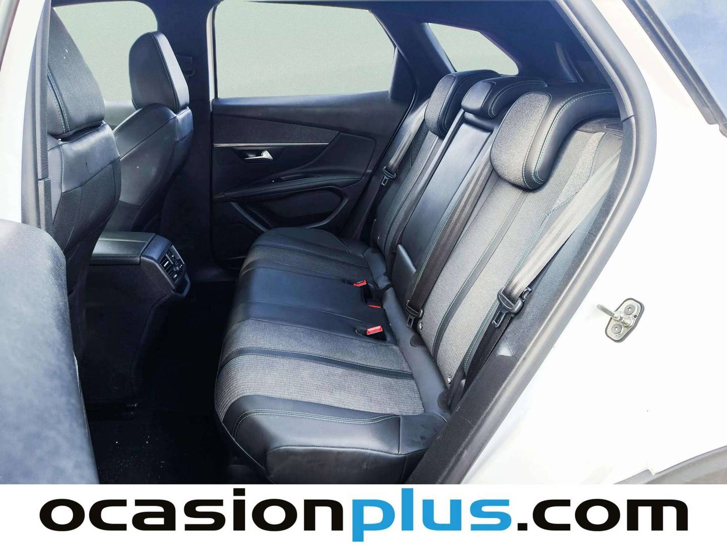 Foto Peugeot 3008 Peugeot 3008 PureTech 130 S&S Allure Pack (130 CV)