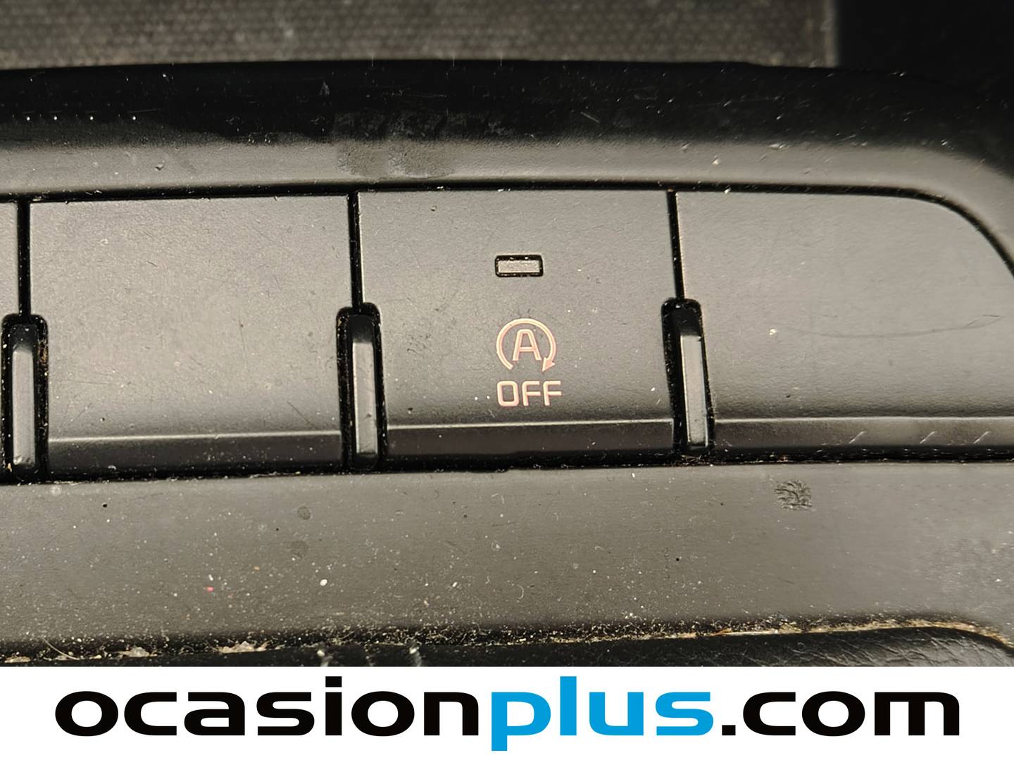 Equipamiento del KIA Rio KIA Rio 1.2 CVVT Concept (84 CV)