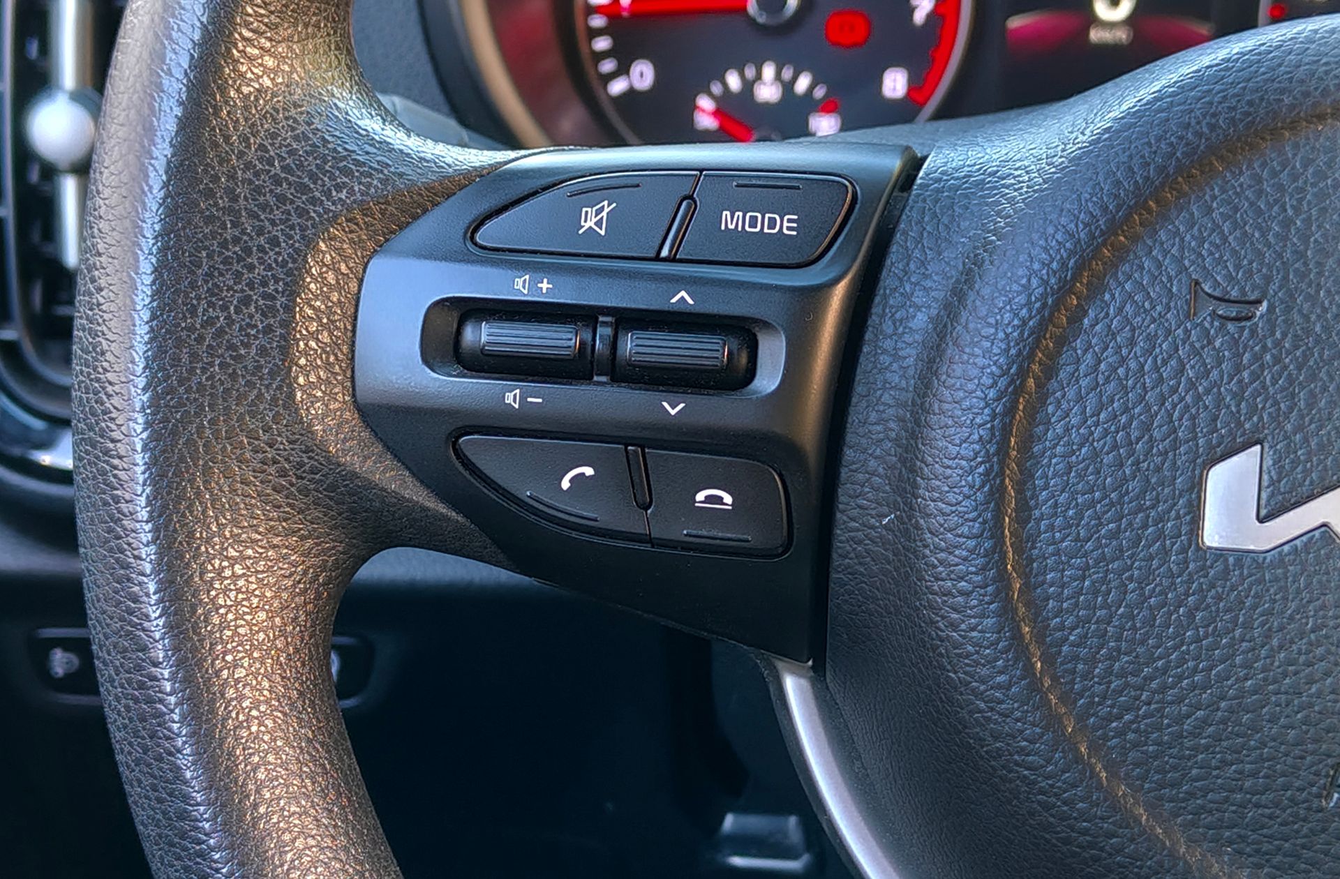 Kia Picanto 1.0 DPi Concept Pack Comfort - foto 23