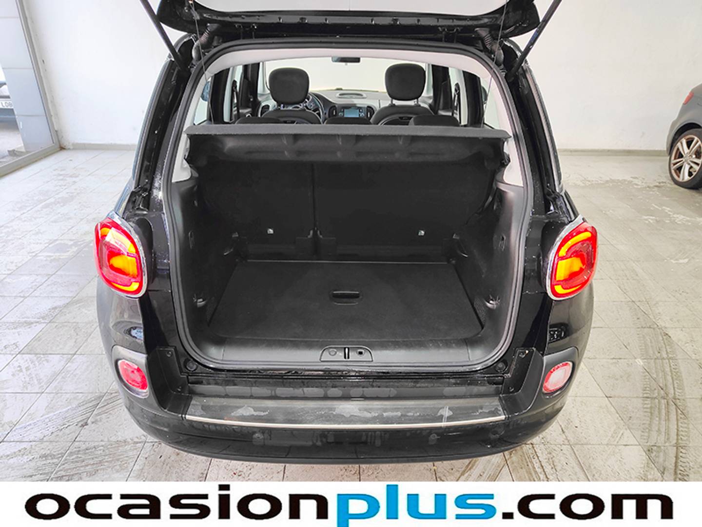 Foto Fiat 500L Fiat 500L 1.6 16v Multijet S&S Lounge (120 CV)